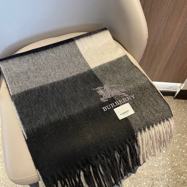 BURBERRY 26S SCARF 180CM IN CASHMERE 163813