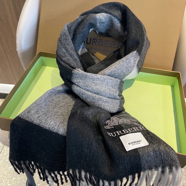 BURBERRY 26S SCARF 180CM IN CASHMERE 163813