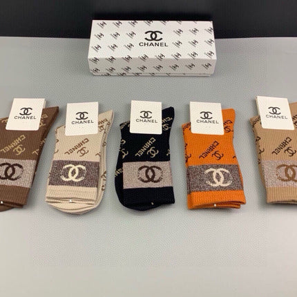 CHANEL 26S CREW SOCKS 405393 (1 BOX)