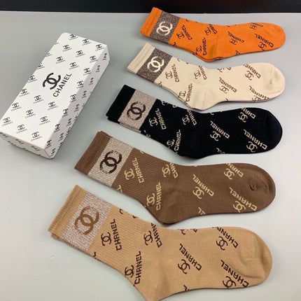 CHANEL 26S CREW SOCKS 405393 (1 BOX)