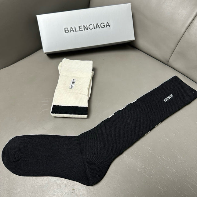 BALENCIAGA 26S CREW SOCKS 417751 (1 BOX)