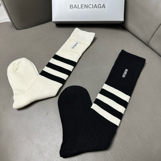 BALENCIAGA 26S CREW SOCKS 417751 (1 BOX)