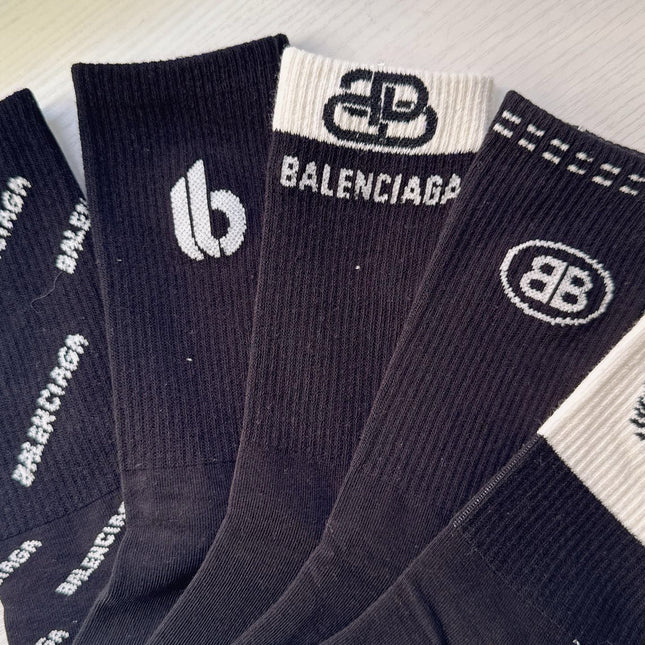 BALENCIAGA 26S CREW SOCKS 423097 (1 BOX)