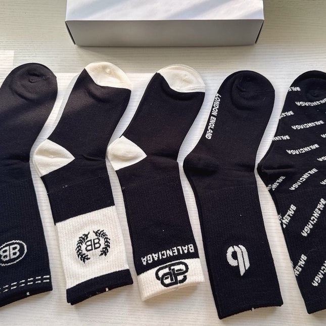 BALENCIAGA 26S CREW SOCKS 423097 (1 BOX)