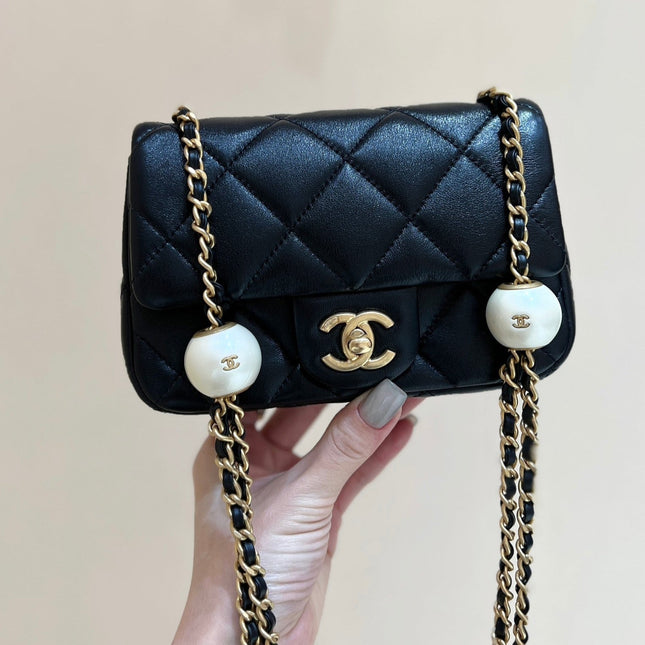 25S CHANEL CROSSBODY HANDBAG 17 IN BLACK LAMBSKIN GOLD HARDWARE