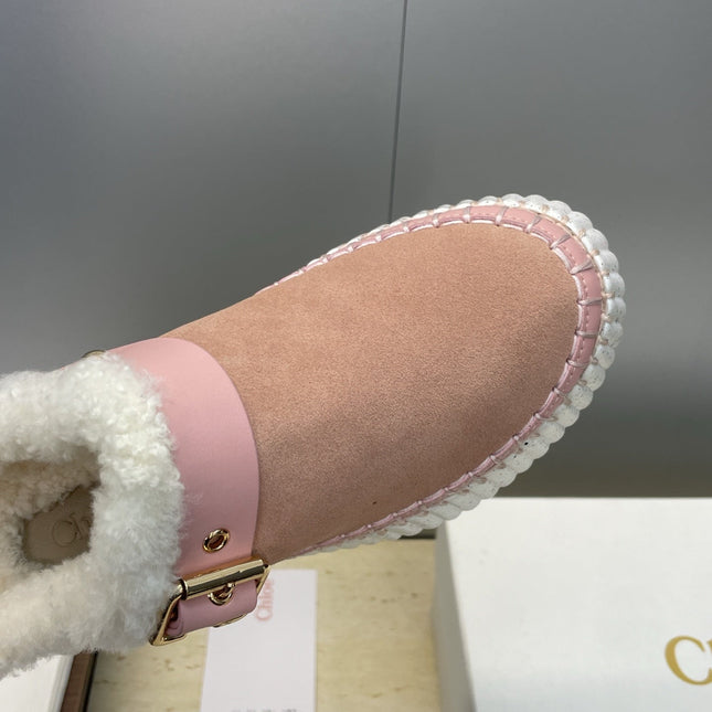 CHLOÉ 26S FUR-LINED WEDGE MULES IN LIGHT PINK SUEDE