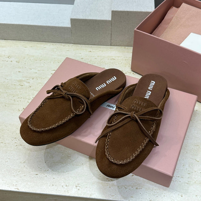 MIUMIU 26S SNEAKER MULES IN DARK BROWN SUEDE WITH BOW
