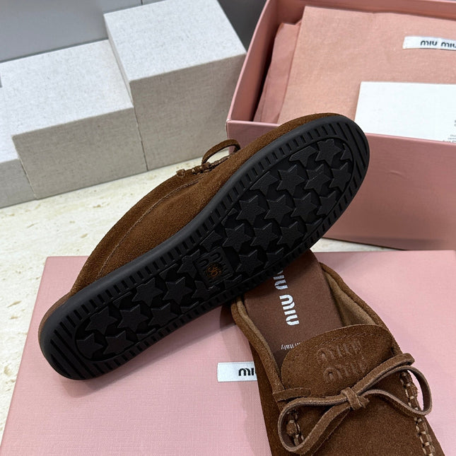 MIUMIU 26S SNEAKER MULES IN DARK BROWN SUEDE WITH BOW