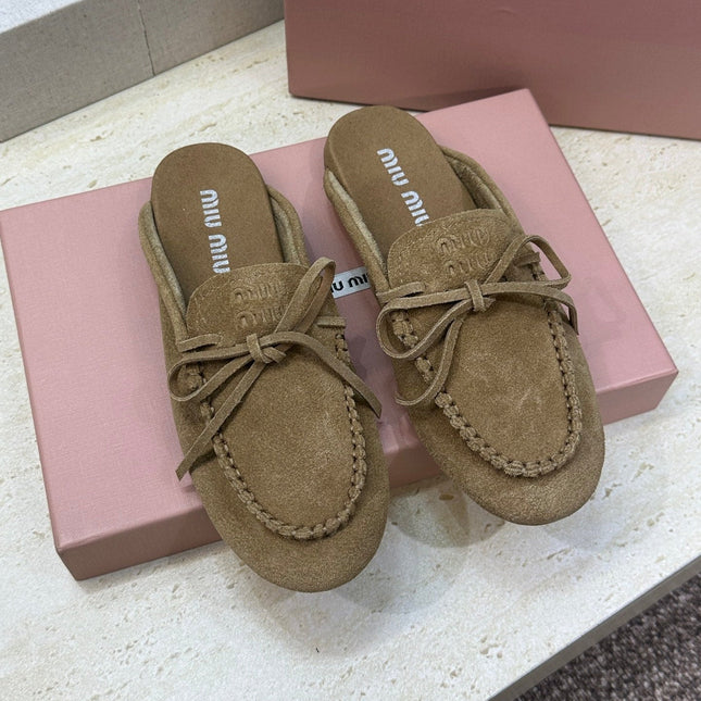 MIUMIU 26S SNEAKER MULES IN OLIVE BROWN SUEDE WITH BOW
