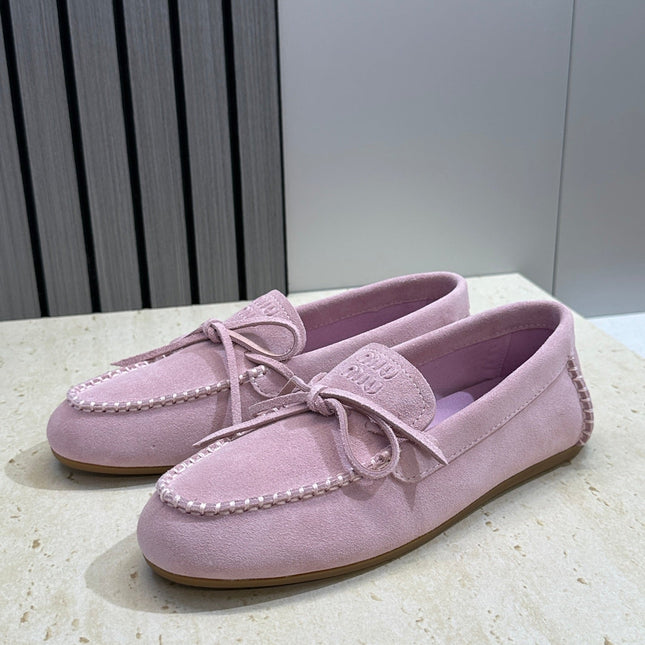 MIUMIU 26S LOAFERS IN LIGHT PURPLE SUEDE WITH BOW