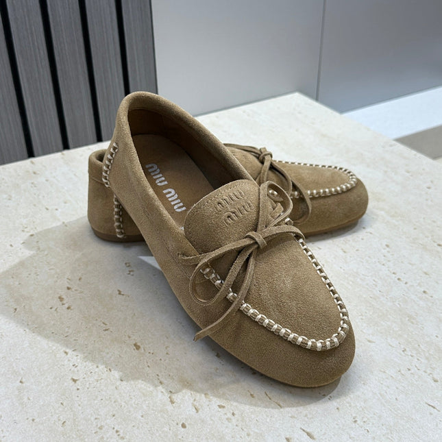 MIUMIU 26S LOAFERS IN BROWN SUEDE WITH BOW