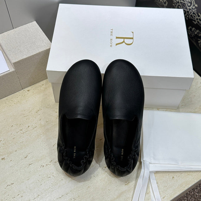 THE ROW 26S BALLET FLATS IN BLACK CALFSKIN