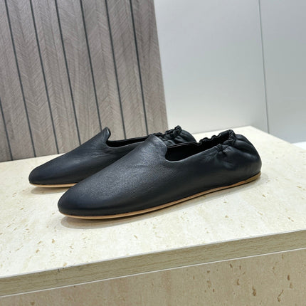 THE ROW 26S BALLET FLATS IN BLACK CALFSKIN