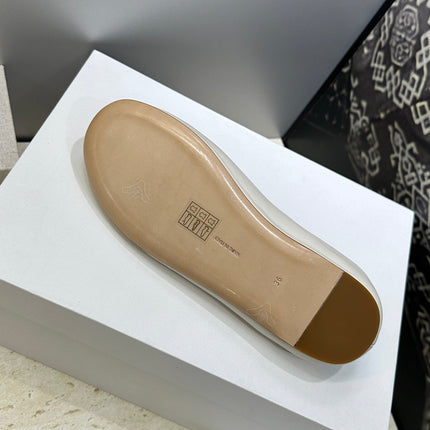 THE ROW 26S BALLET FLATS IN IVORY WHITE CALFSKIN