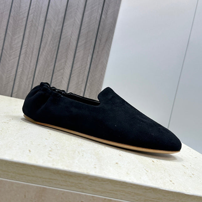 THE ROW 26S BALLET FLATS IN BLACK SUEDE