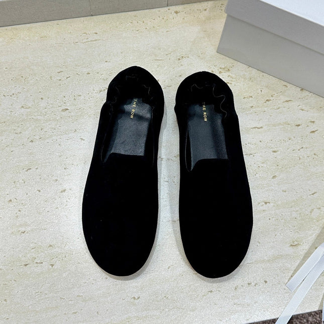 THE ROW 26S BALLET FLATS IN BLACK SUEDE