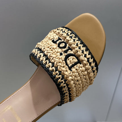 DIOR 26S D-WAY SLIDE IN BEIGE BLACK RAFFIA