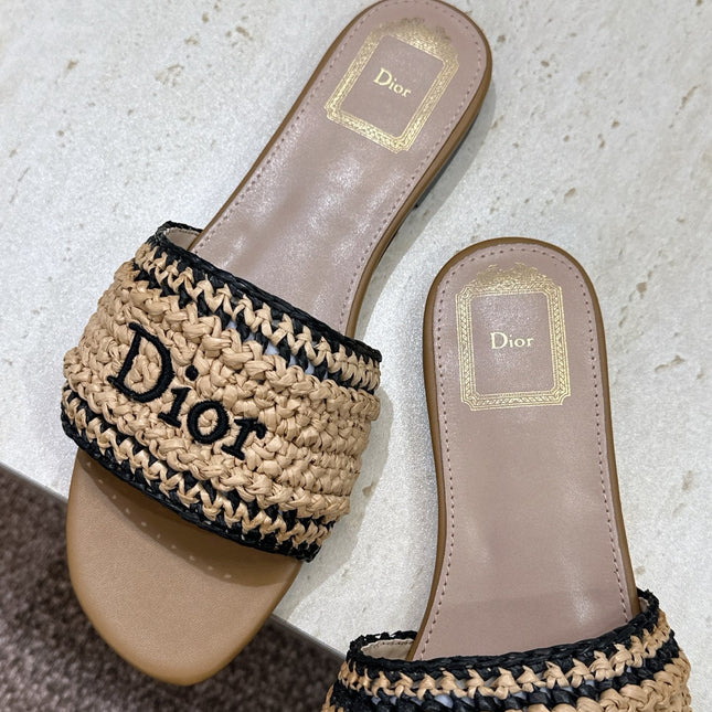 DIOR 26S D-WAY SLIDE IN BEIGE BLACK RAFFIA