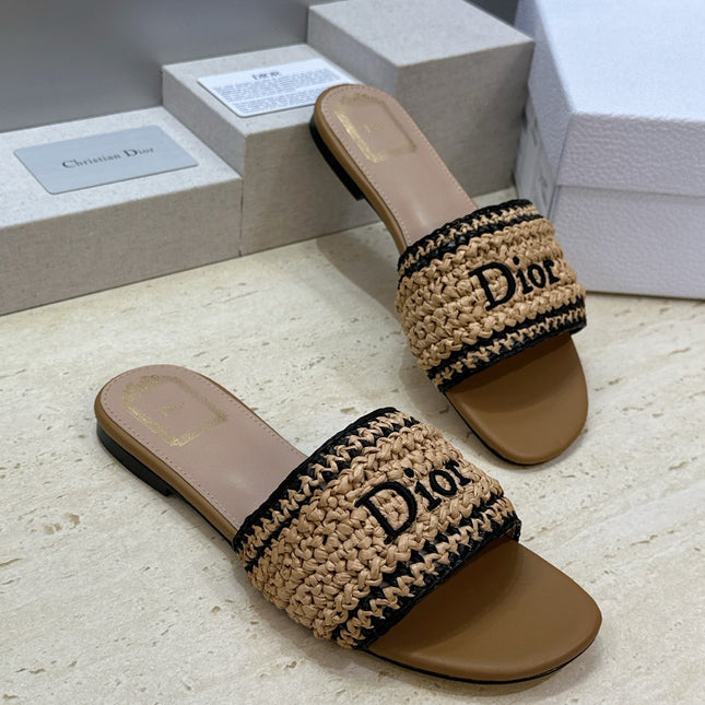 DIOR 26S D-WAY SLIDE IN BEIGE BLACK RAFFIA