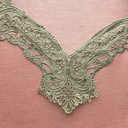 CHLOE 26S LACE EMBROIDERED KNIT TOP STYLE 109