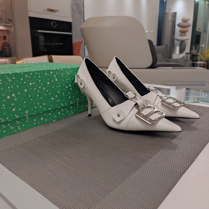 HIGH PUMPS WITH B SILVER BUCKLE IN WHITE CROCODILE PATTERN CALFSKIN