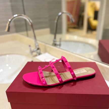 VALENTINO 26S ROCKSTUD CAGED SANDALS IN PINK CALFSKIN