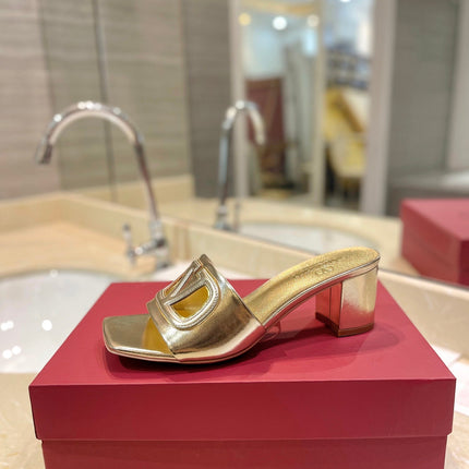 VALENTINO 26S BLOCK-HEEL SANDALS 65 MM IN GOLD CALFSKIN WITH LOGO