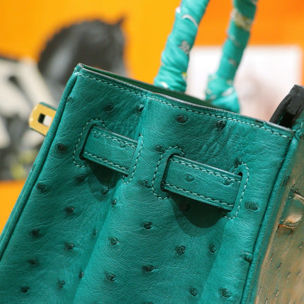 HM 25S BIRKIN 25 CM IN DARK GREEN OSTRICH WITH GOLD HARDWARE