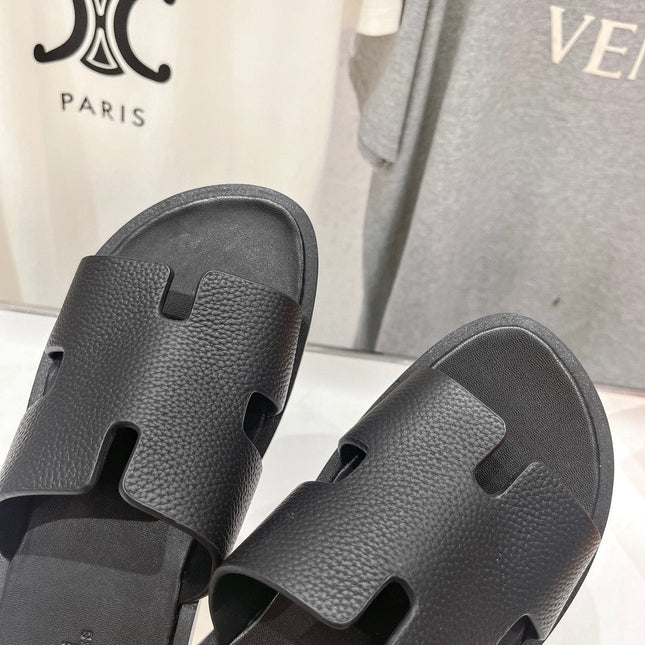 IZMIR SANDAL BLACK LAMBSKIN