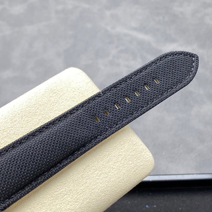 AVENGER AUTOMATIC 42 STEEL CASE BLACK NYLON STRAP