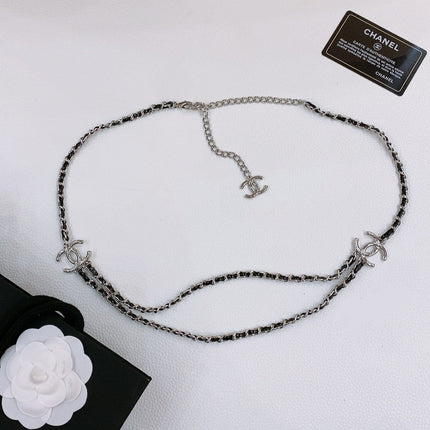 CHAIN BELT IN SILVER METAL INTERWOVEN WITH CALFSKIN STRAPS
