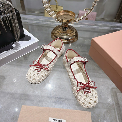 MIUMIU 26S MARY JANE BALLET FLATS IN WHITE CROCHET KNIT AND RED TRIM