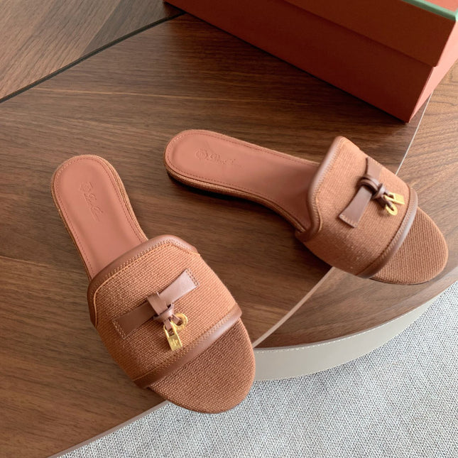 LP 26S SUMMER CHARMS SLIDES IN CARAMEL BROWN CANVAS AND CALFSKIN GOLD HARDWARE