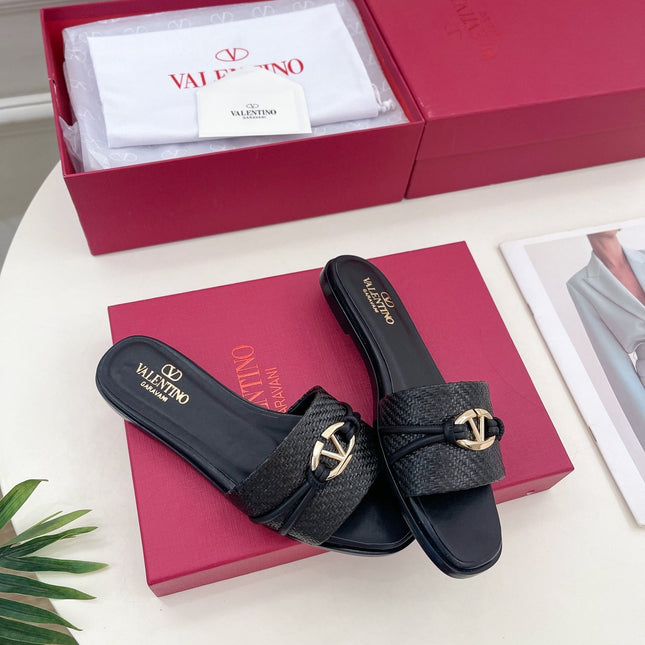 GARAVANI V LOGO SIGNATURE SLIDE IN BLACK RAFFIA AND CALFSKIN
