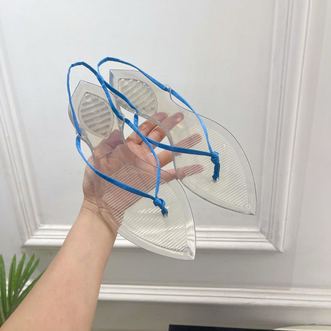 ALAIA 26S POINTED-TOE THONG SANDALS IN BLUE SATIN AND TRANSPARENT PVC