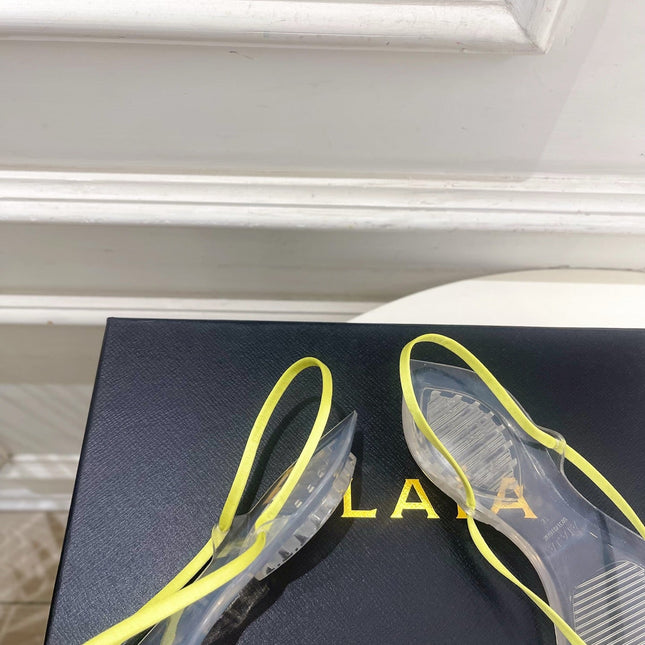 ALAIA 26S POINTED-TOE THONG SANDALS IN LIGHT YELLOW SATIN AND TRANSPARENT PVC