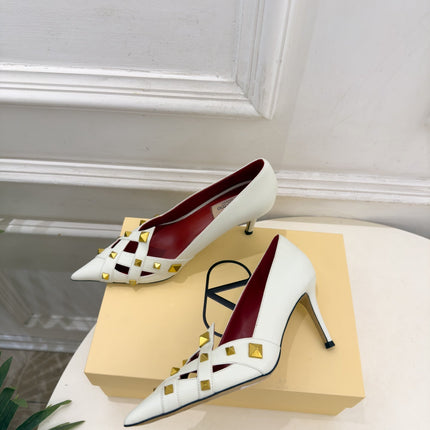 VALENTINO 26S STUDDED POINTED TOE PUMPS 80 MM IN CREAM WHITE CALFSKIN
