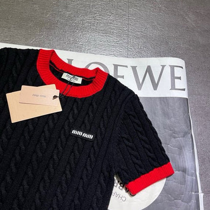 MIUMIU SHORT-SLEEVE KNIT SWEATER 530