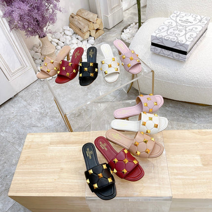 STUD FLAT SLIDE IN GARNET RED AMBSKIN